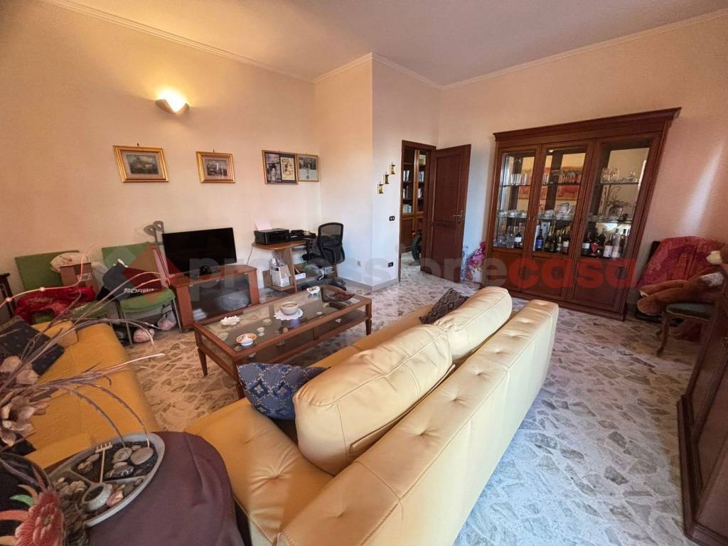 Appartamento a Bari in Via Ungaro - Foto 5