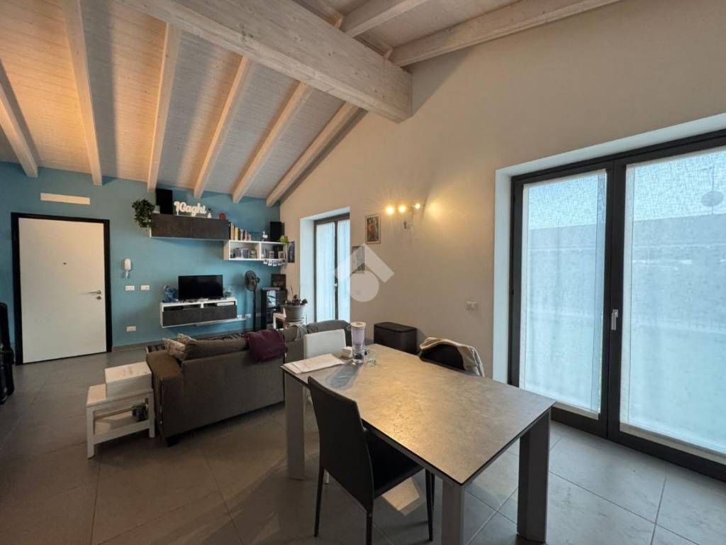 Villa a Oleggio in Via Momo - Foto 4