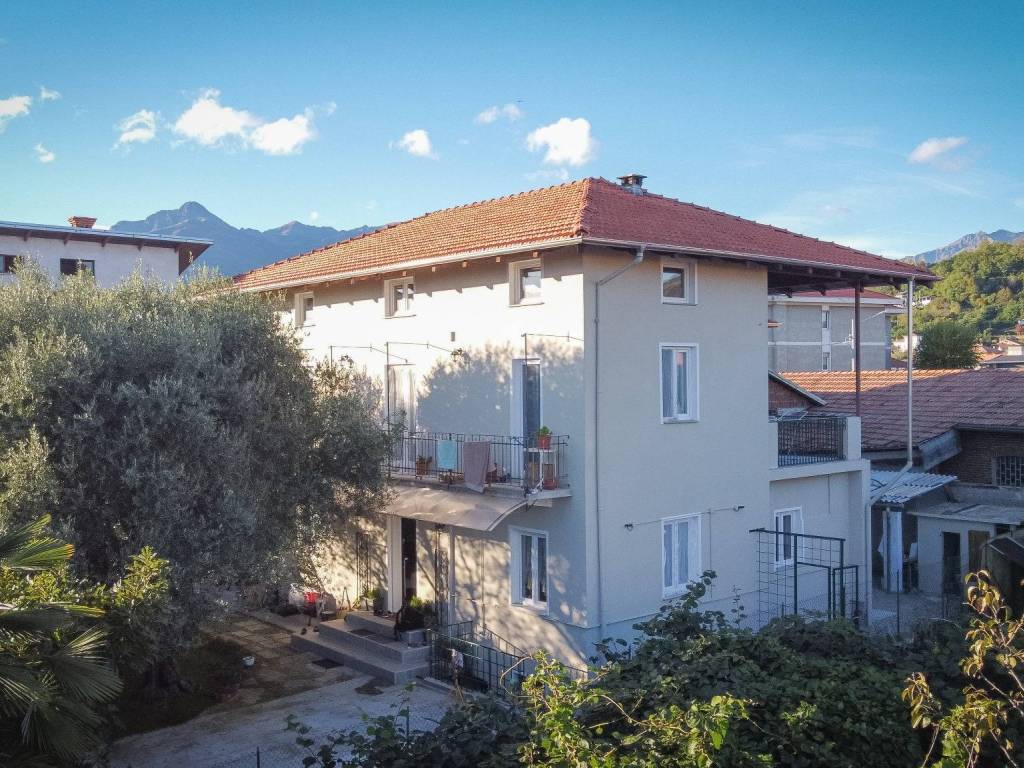 Villa a Biella in Via Carlo Antonio Coda, 19 - Foto 2
