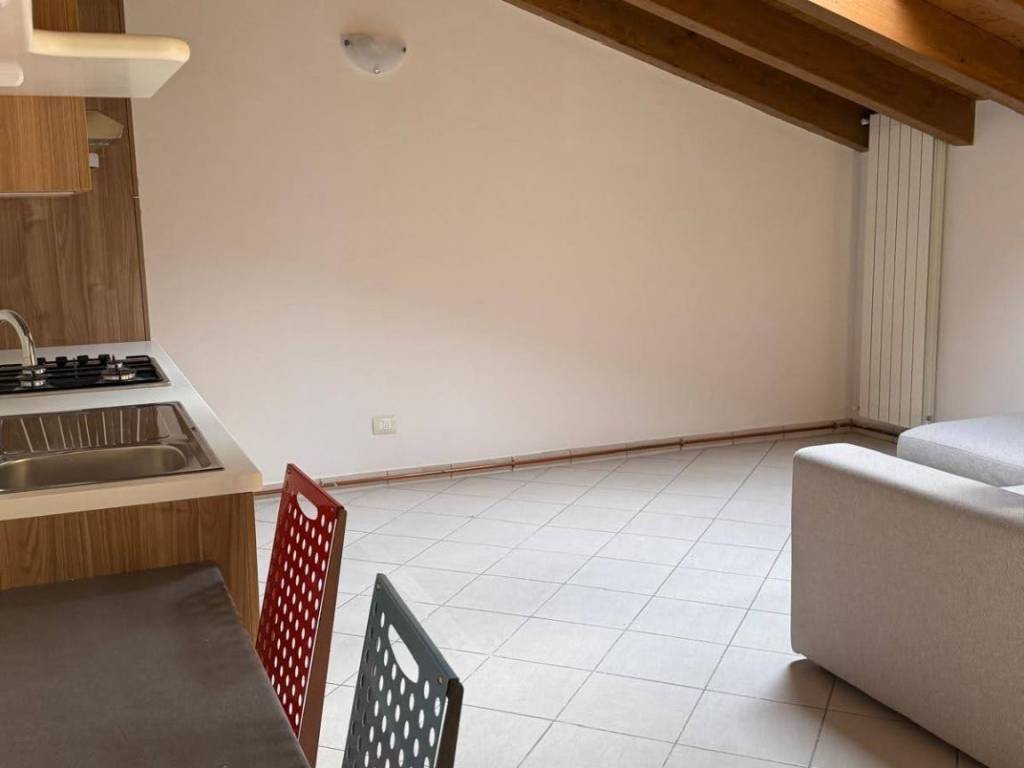 Appartamento a La valletta brianza in Via Statale - Foto 2