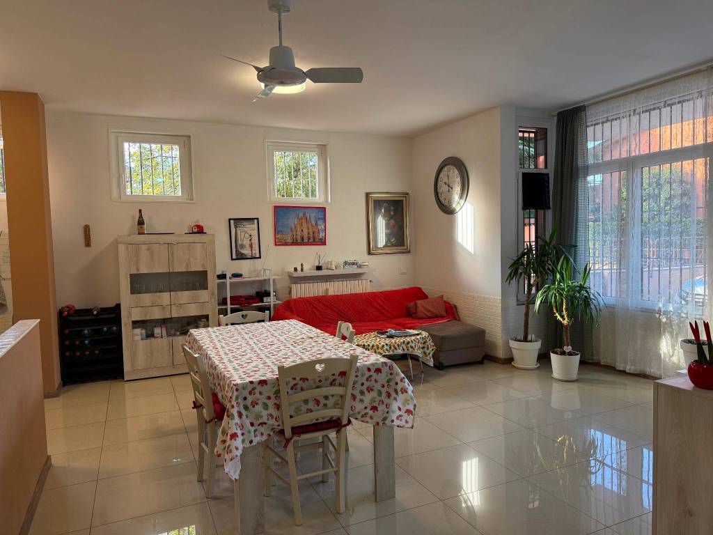 Appartamento a Saronno in Via Pio XI, 71 - Foto 4