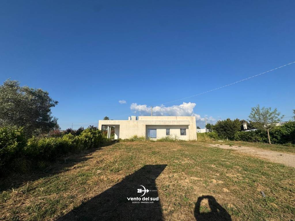 Villa a Matino in Strada Vicinale Ponte - Foto 2