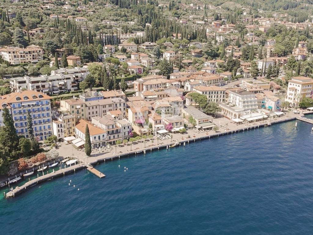 Villa a Gardone riviera in Lungolago G. D'Annunzio - Foto 4