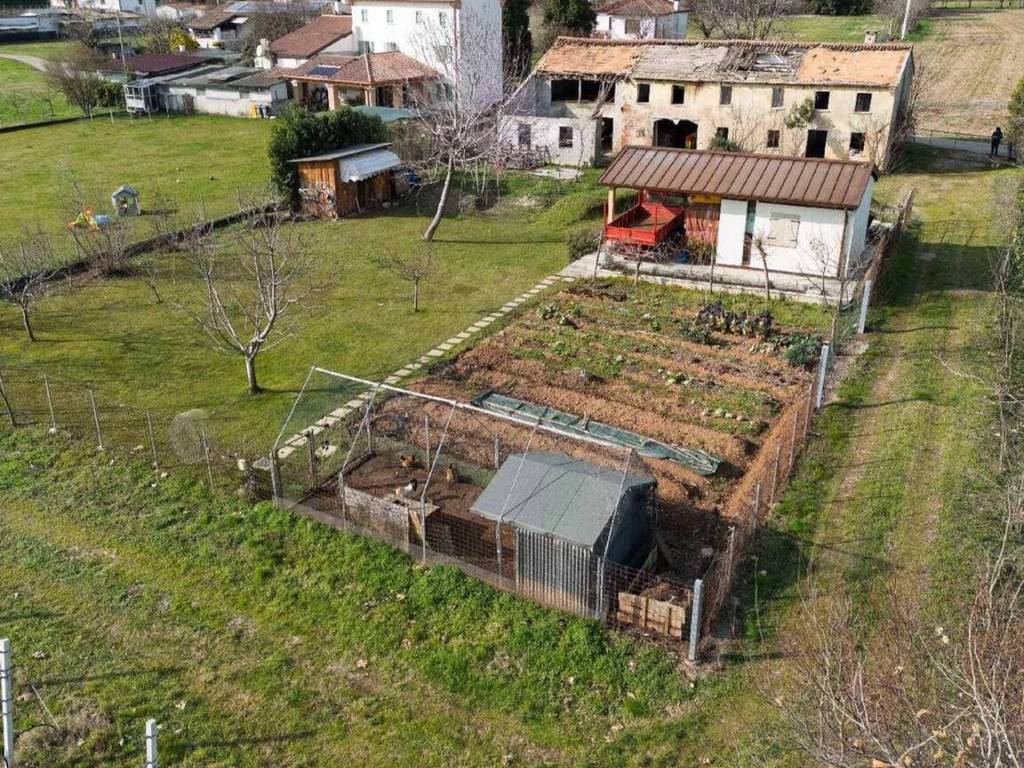 Rustico / casale a Montebelluna in Via Corone, 12 - Foto 5