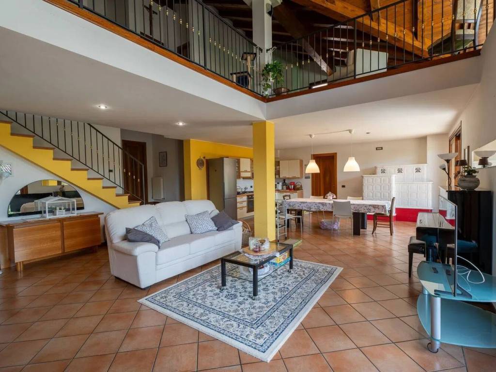 Villa a Montebelluna in Via Monte Fontana Secca, 18 - Foto 4