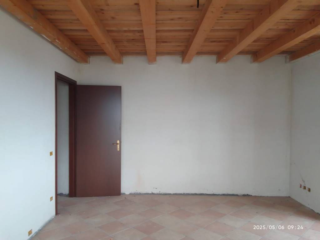 Appartamento a Berbenno in Via Dante Alighieri - Foto 4