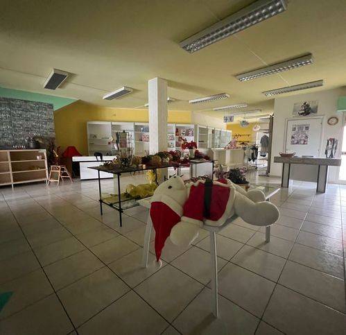 Immobile a Uta in Piazza G. Garibaldi 15 - Foto 3