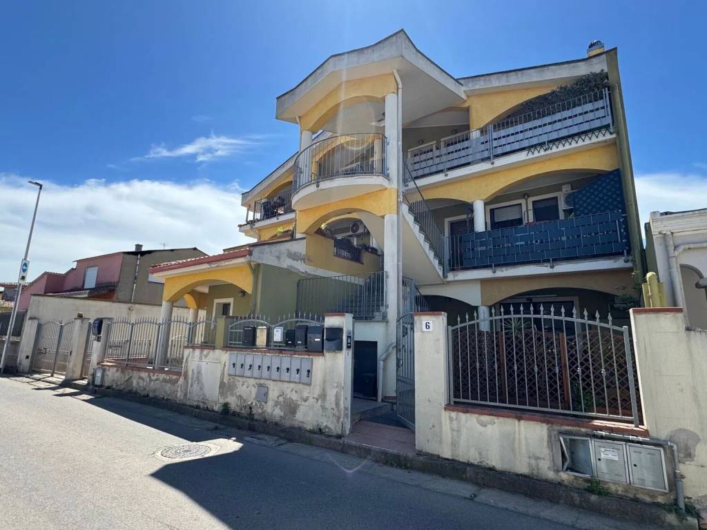 Appartamento a Decimoputzu in Via Fra Nicola Da Gesturi, 6 - Foto 2