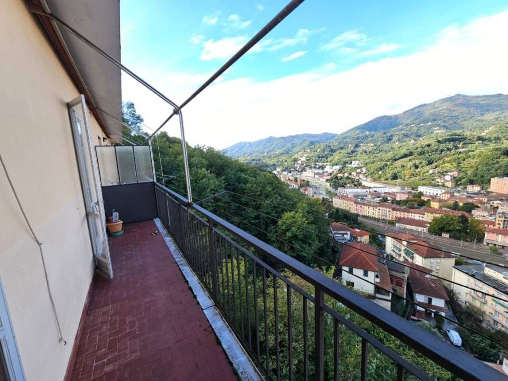 Appartamento a Genova in Via Domenico Carli - Foto 3