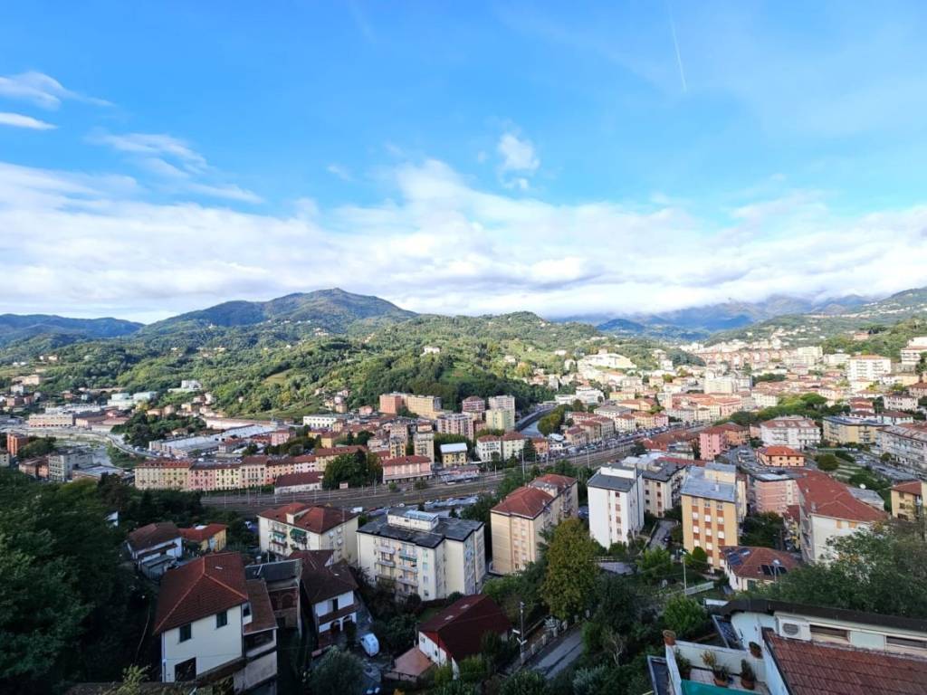 Appartamento a Genova in Via Domenico Carli - Foto 3