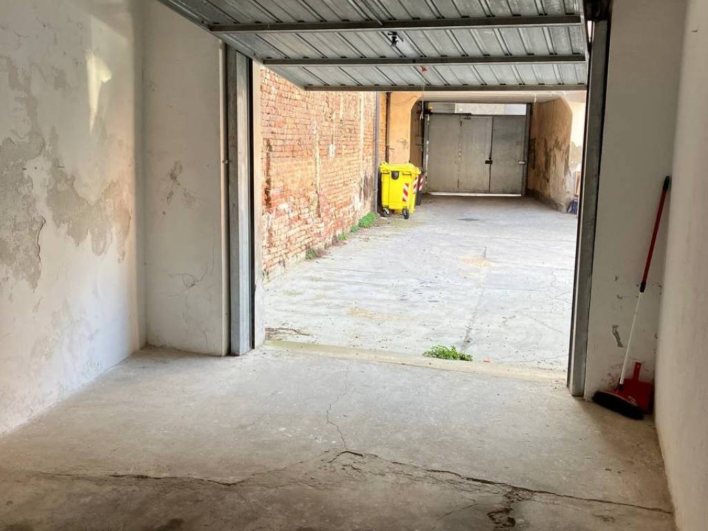 Box / garage a Asti in Via Gioacchino Rossini, 18 - Foto 3