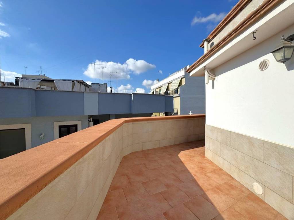 Casa indipendente a Triggiano in Via Cesare Battisti - Foto 4