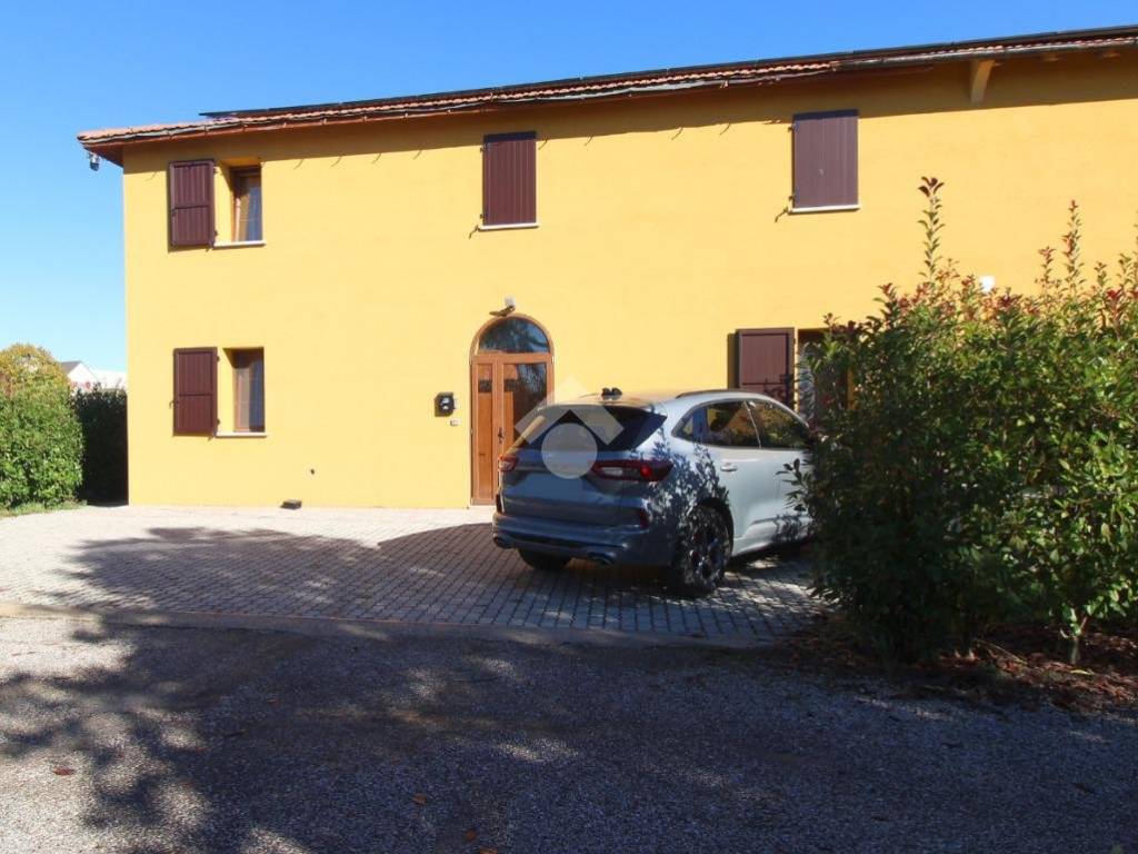 Casa indipendente a San pietro in casale in Via Giovanni Coccaro, 213 - Foto 4