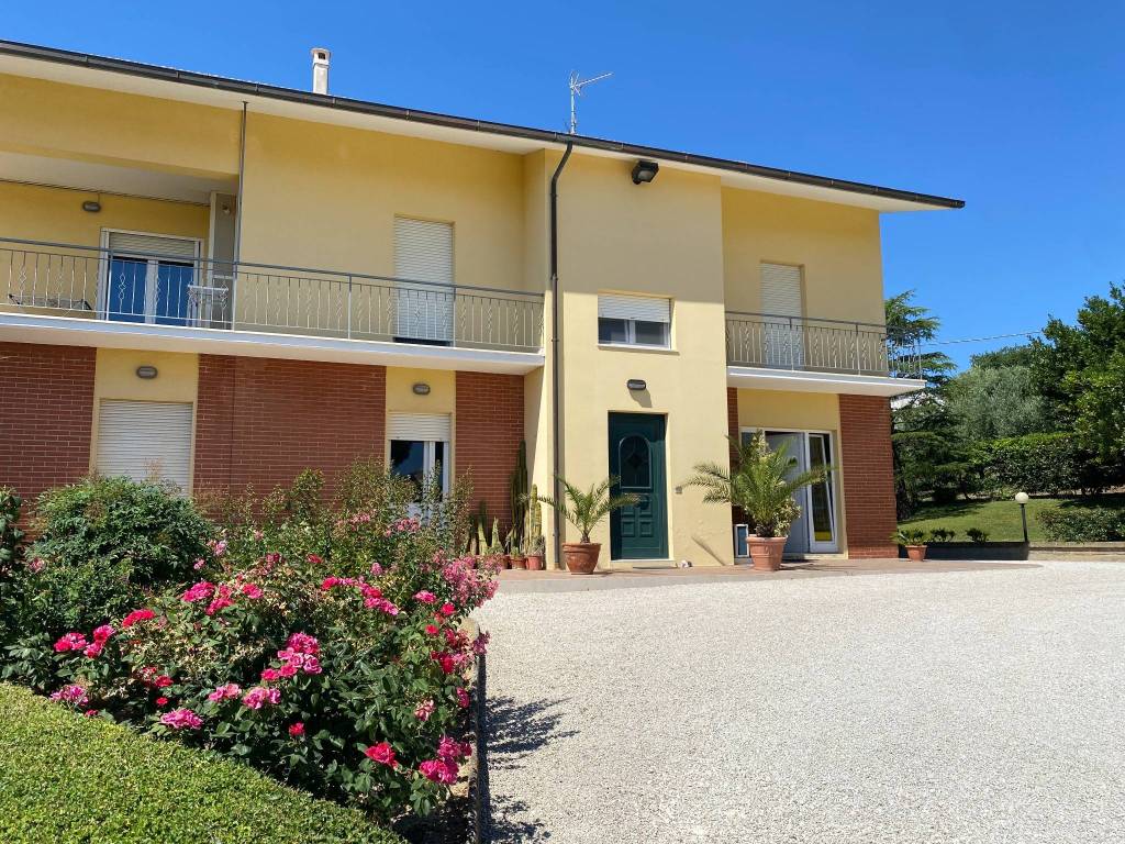 Villa a Recanati in Via Olimpio Basvecchi - Foto 3