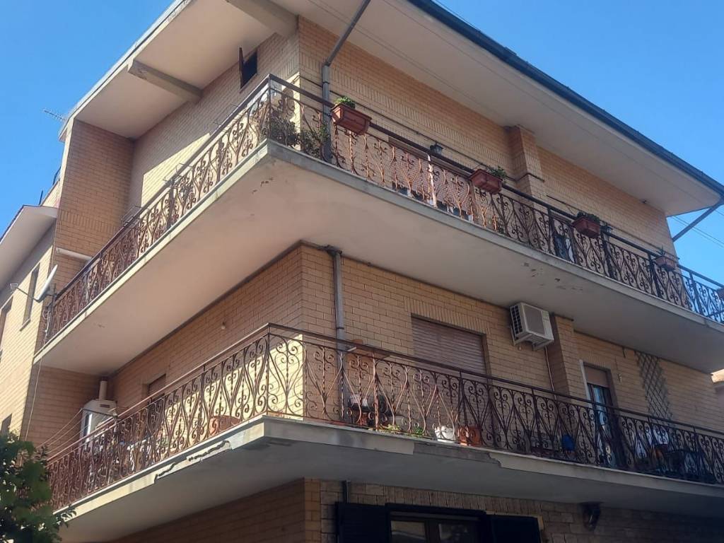 Appartamento a Mentana in Via Arno - Foto 5