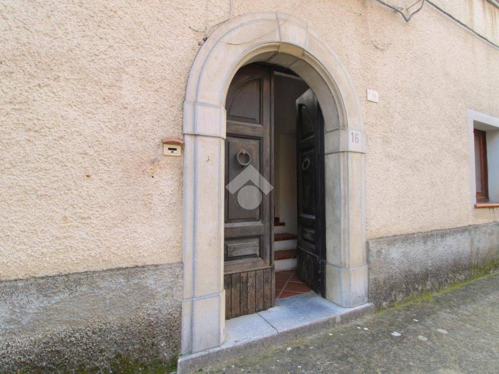 Casa indipendente a Vibonati in Corso Umberto I - Foto 4