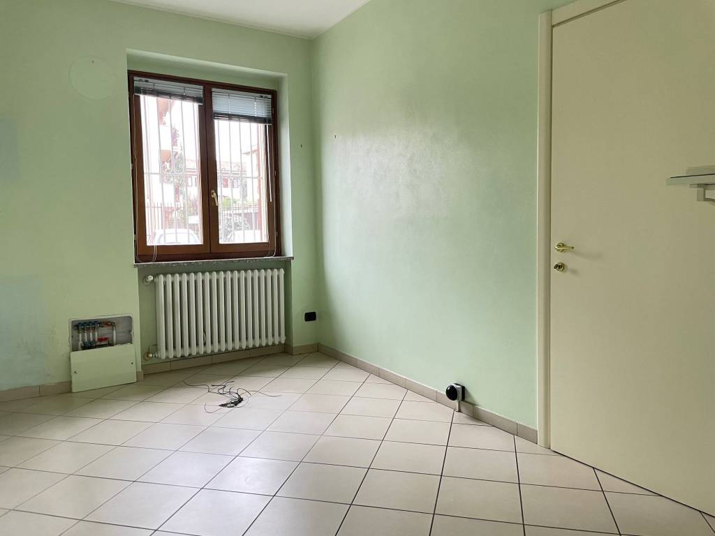 Appartamento a Bareggio in Piazza Camillo Benso di Cavour, 8 - Foto 5