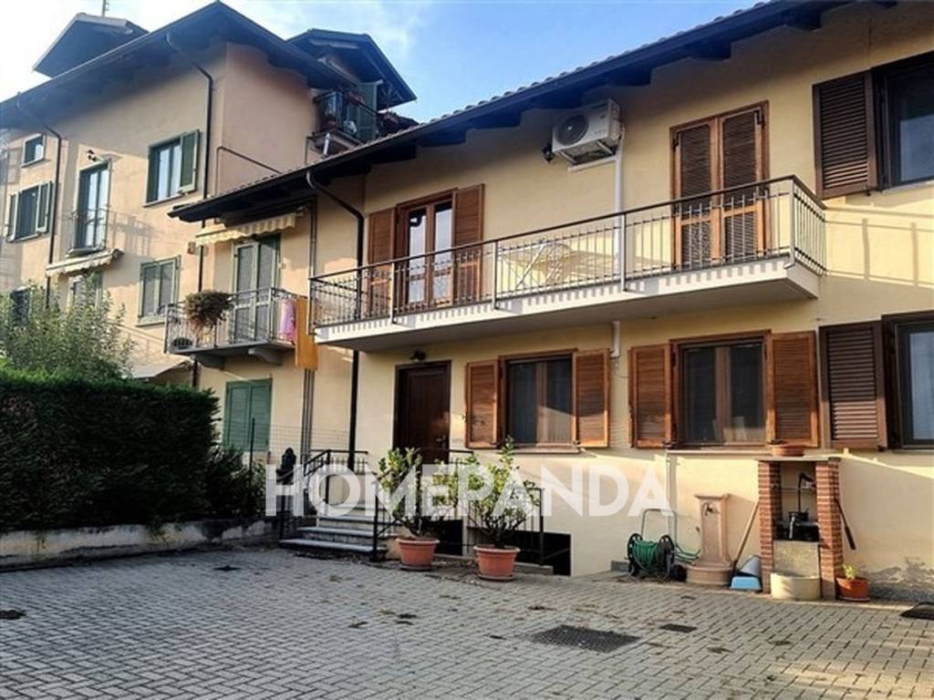 Villetta a schiera a Pecetto torinese in Via Umberto I, 87 - Foto 2
