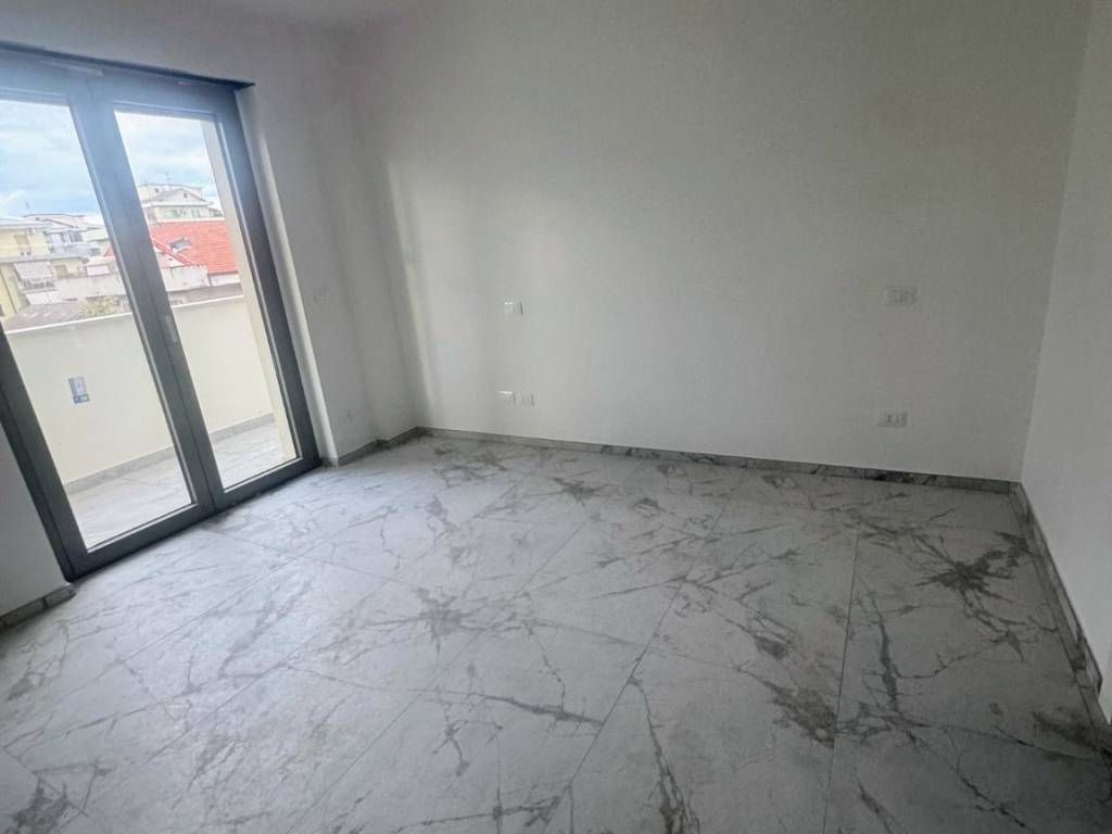 Appartamento a Pescara in Via Francesco Ferdinando d'Avalos - Foto 2