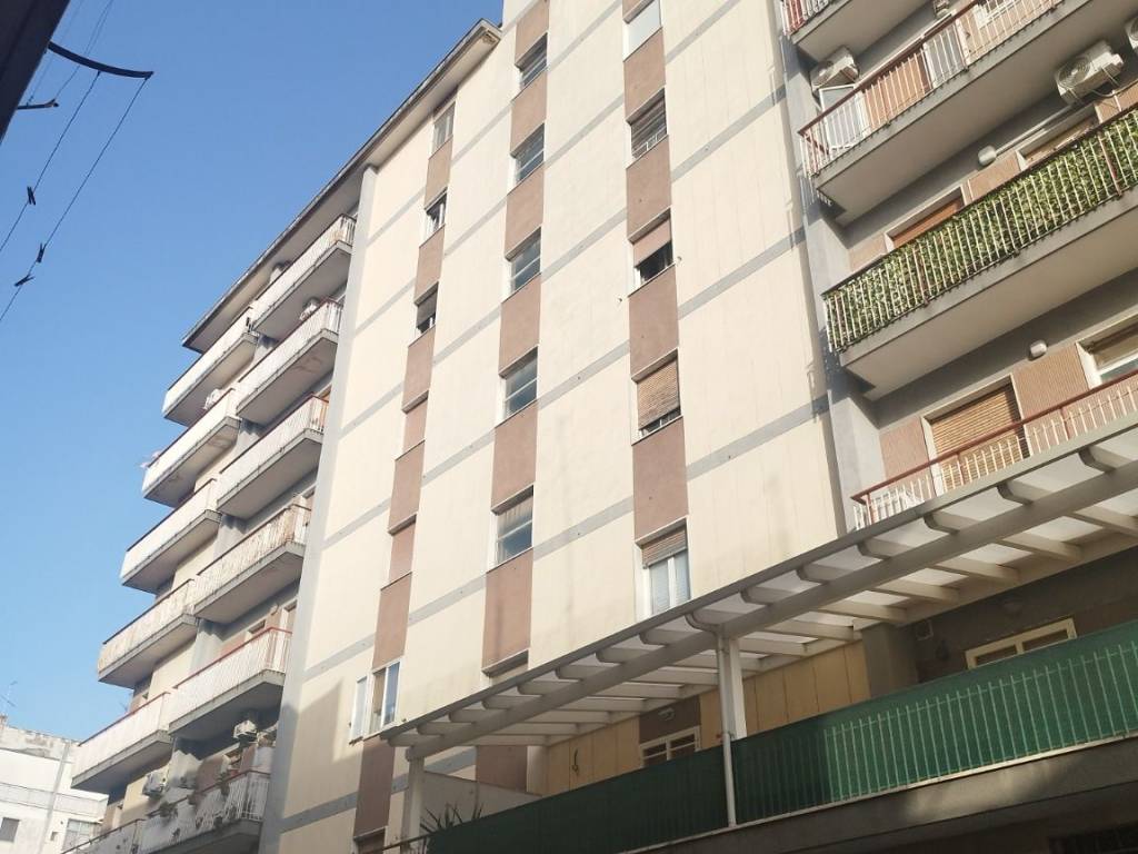 Appartamento a Triggiano in Via Carlo Verri - Foto 4