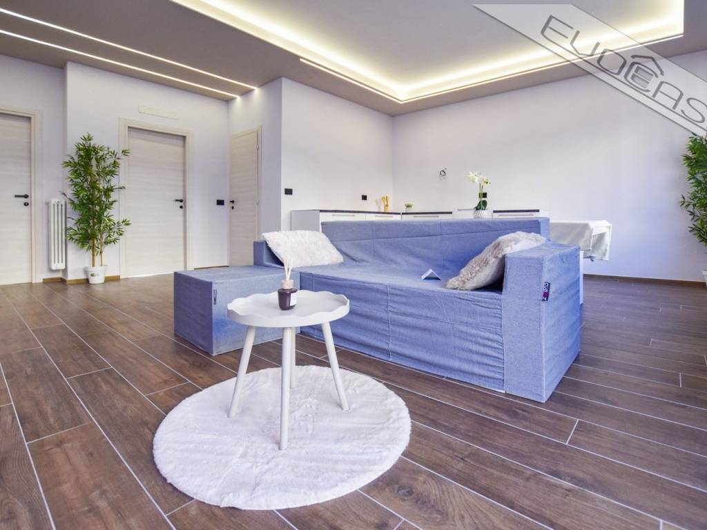 Appartamento a Pinerolo in Via Achille Midana, 10 - Foto 2
