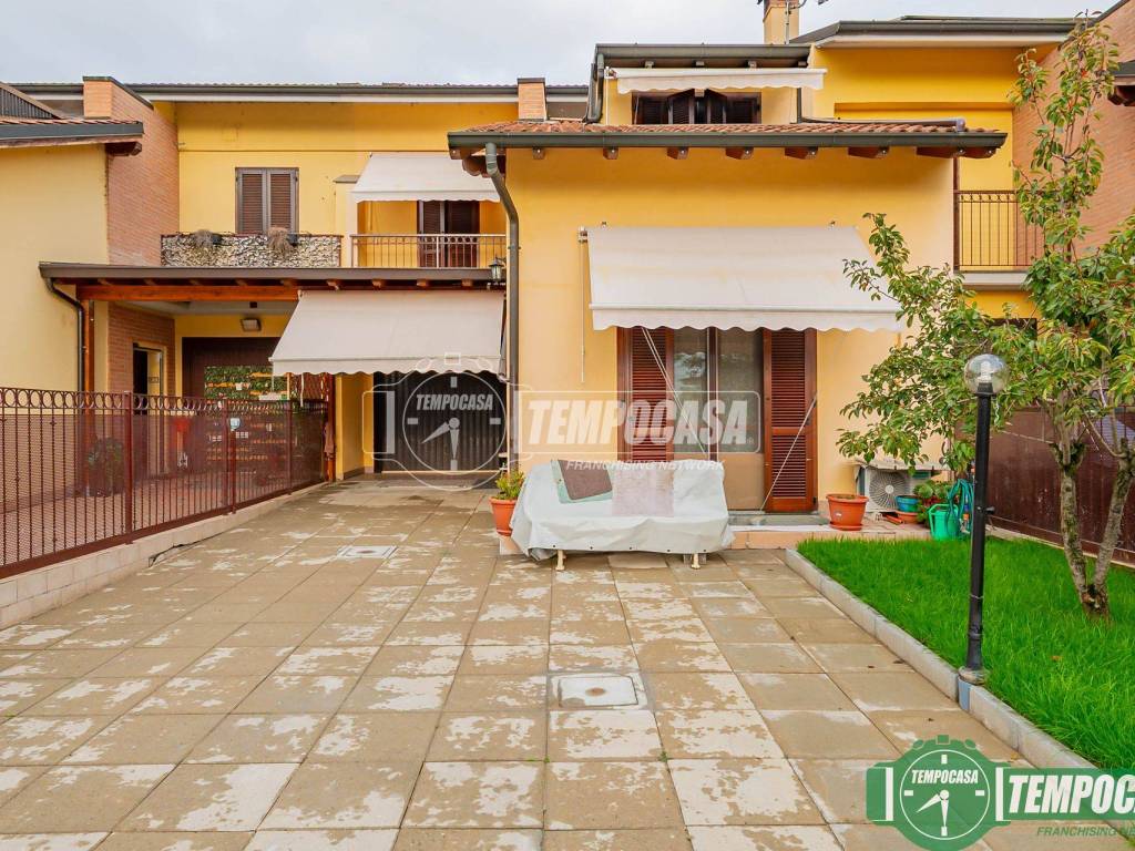 Villetta a schiera a Castiraga vidardo in Via Salvo D'Acquisto, Vidardo 6 - Foto 2