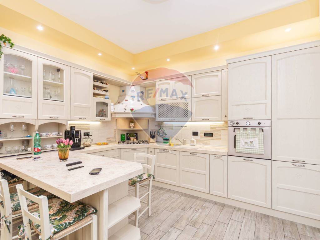 Appartamento a Genova in Via Manuzio, 15 - Foto 2