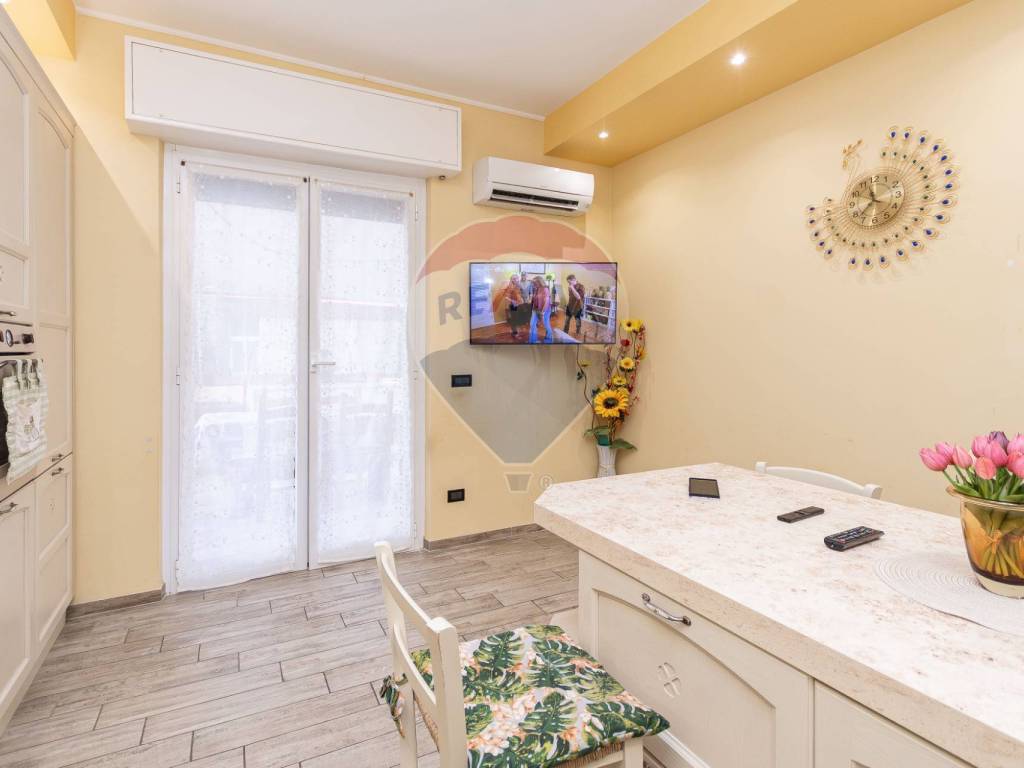 Appartamento a Genova in Via Manuzio, 15 - Foto 5