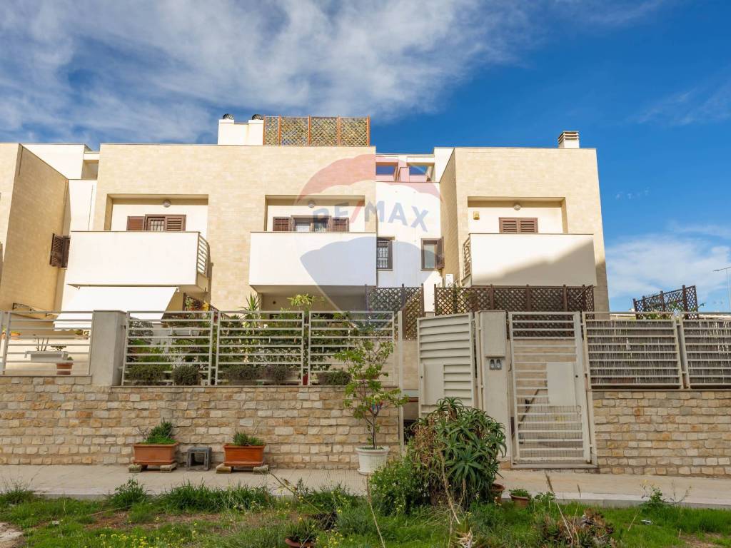 Villetta a schiera a Molfetta in viale Unità d'Italia - Foto 2