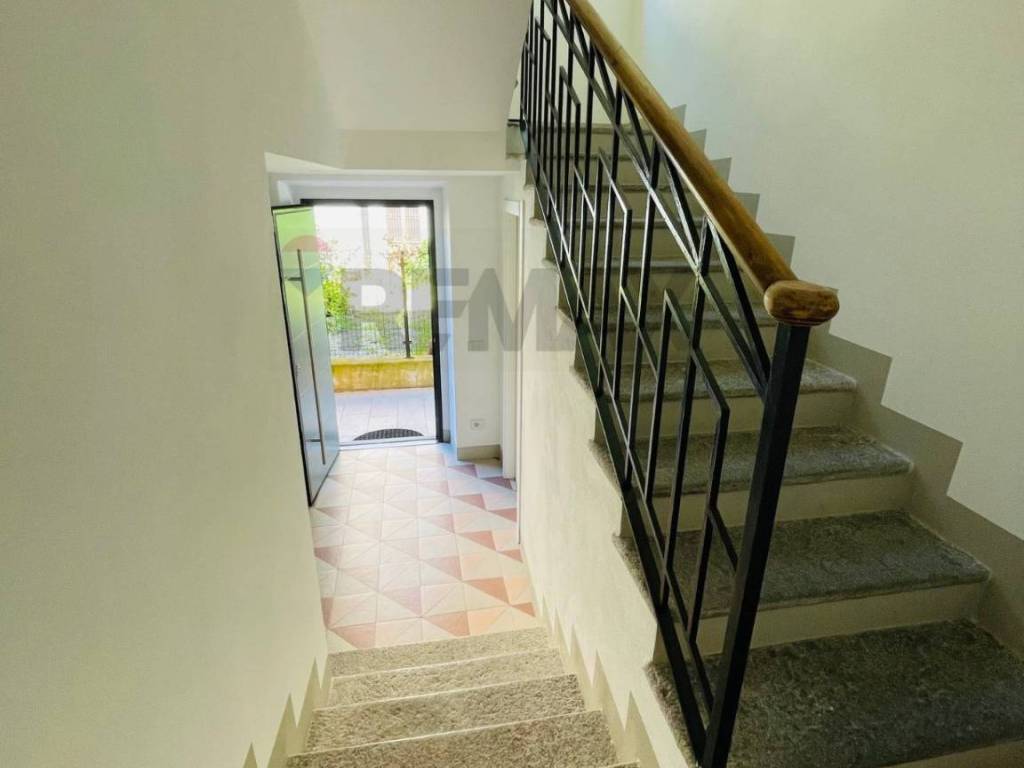 Appartamento a Gavirate in Via Aldo Mazza, 1 - Foto 3