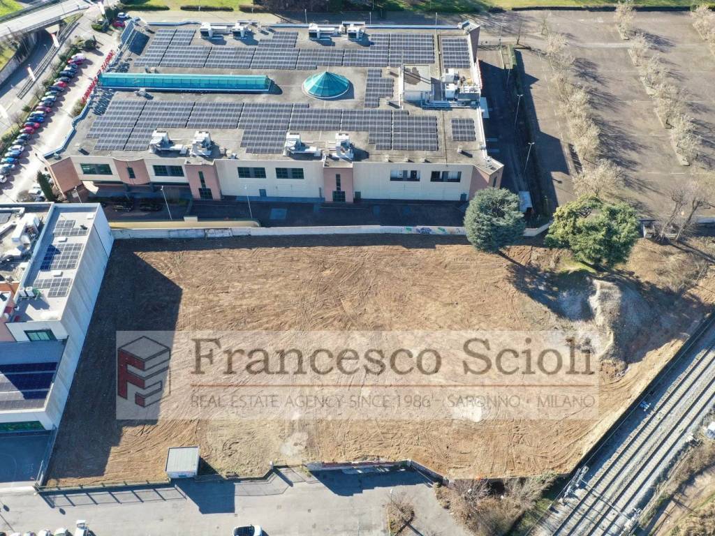 Terreno a Saronno in Via Carso - Foto 2