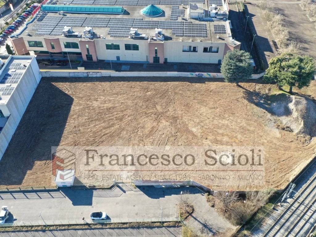 Terreno a Saronno in Via Carso - Foto 3