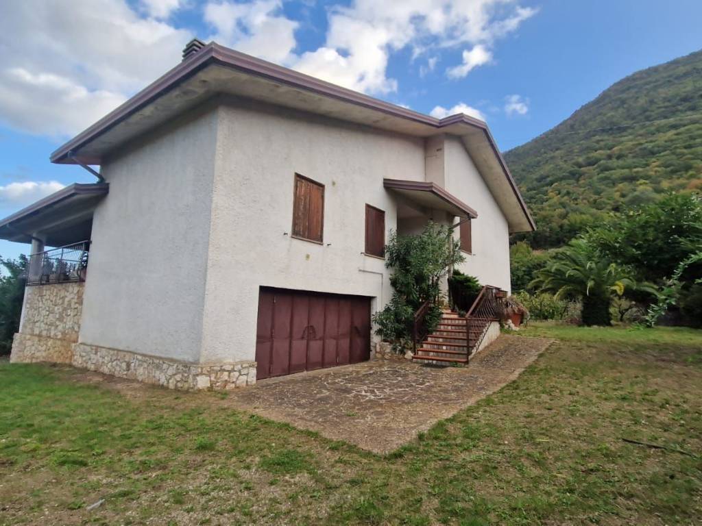 Villa a Sgurgola - Foto 2