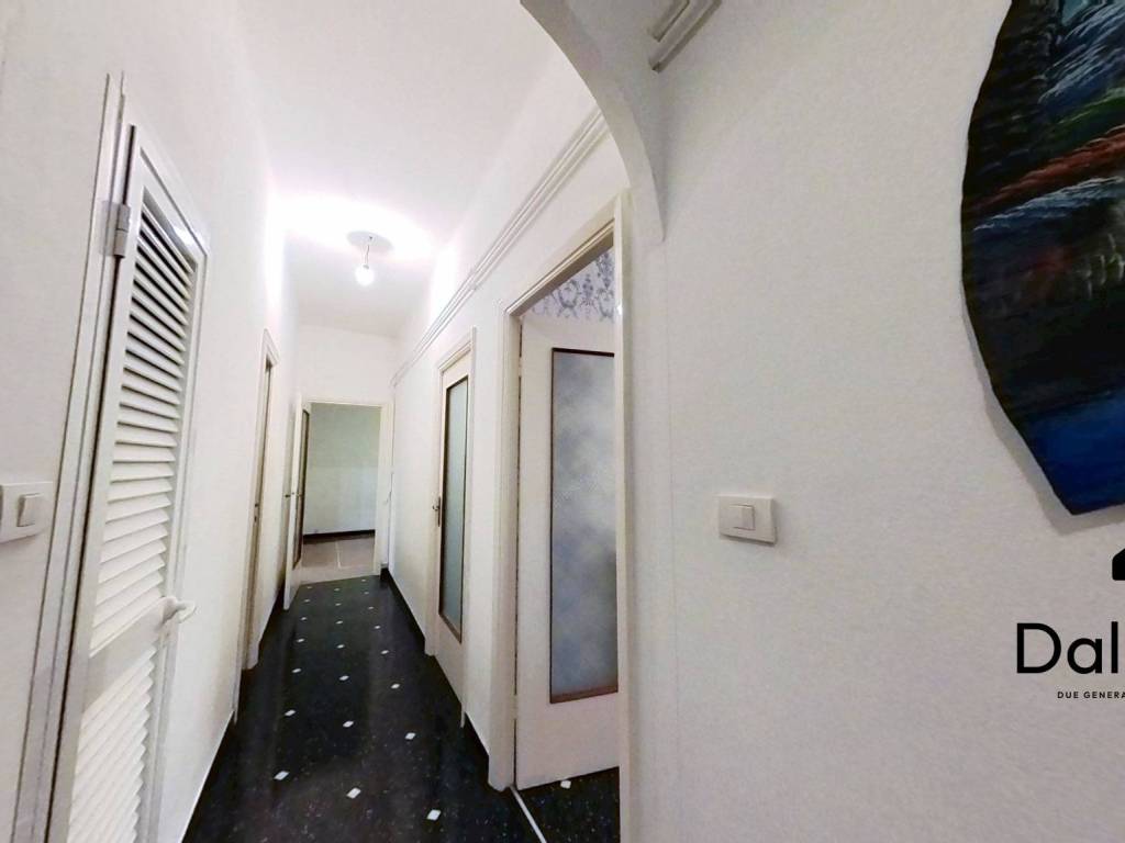 Appartamento a Genova in Via Antonio Sant'Elia, 55 - Foto 4