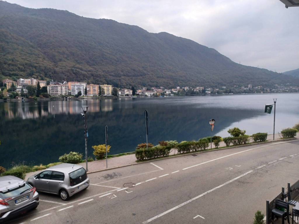 Appartamento a Omegna in Lungolago Antonio Gramsci, 1 - Foto 2