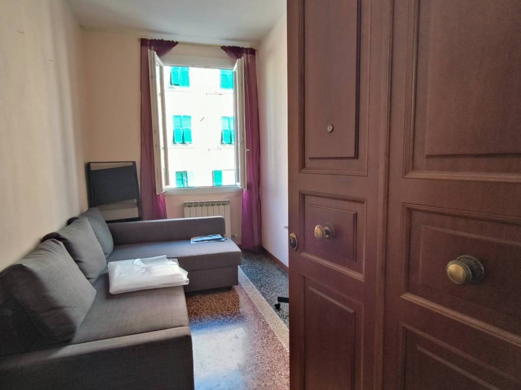 Appartamento a Genova in Via Andrea del Sarto - Foto 2