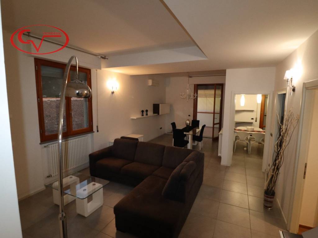 Appartamento a Montevarchi in Viale Armando Diaz - Foto 4