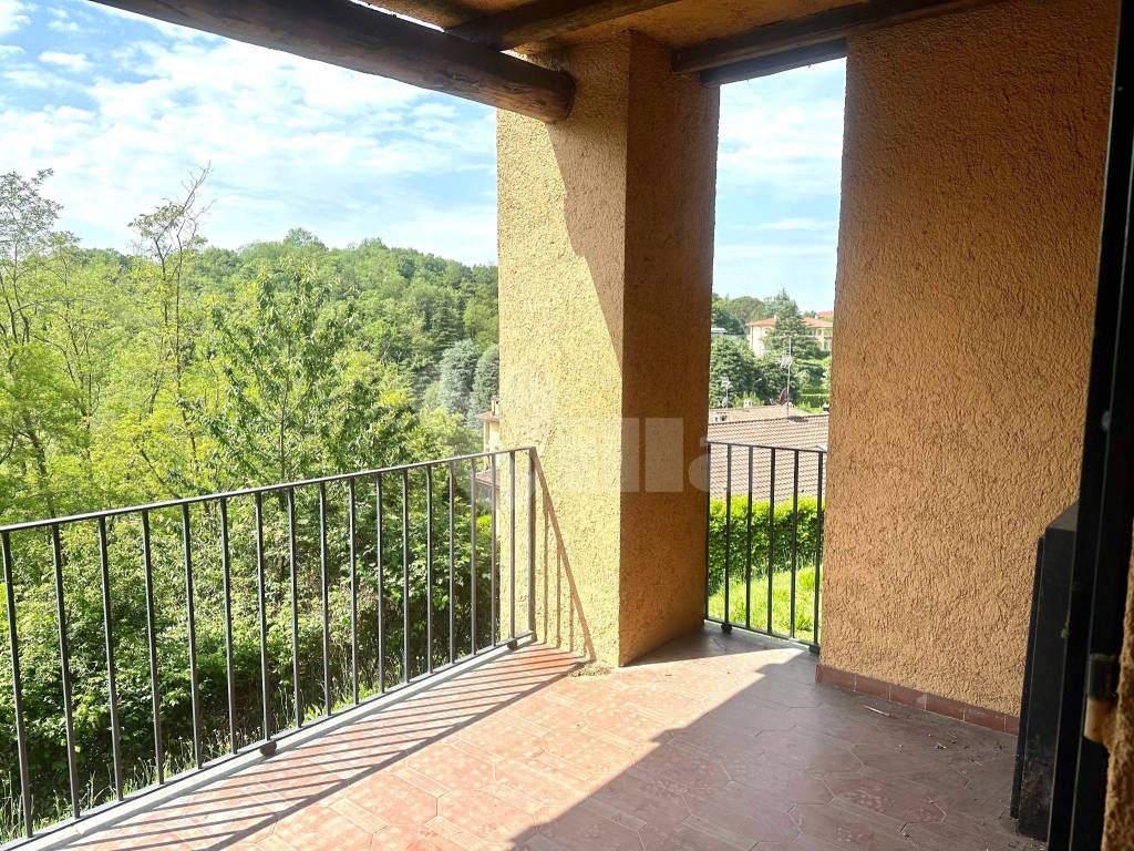 Appartamento a Bosisio parini in Via Innocente Bonfanti, 8 - Foto 3