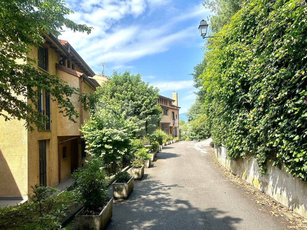 Appartamento a Bosisio parini in Via Innocente Bonfanti, 8 - Foto 5