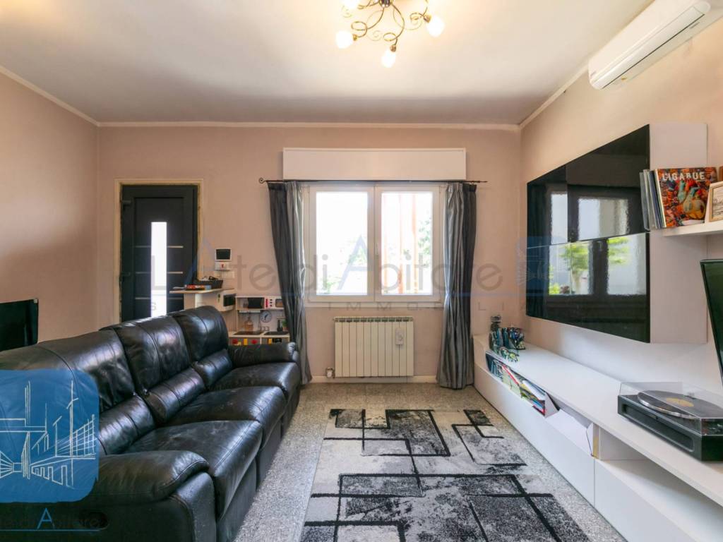 Villa a Mogliano veneto in Via della Chiesa Zerman, 28 - Foto 4