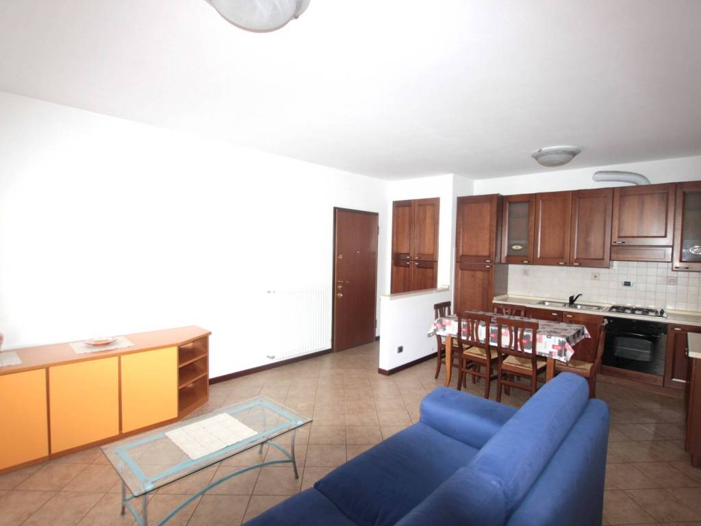 Appartamento a Annone di brianza in Via Pescherino - Foto 3