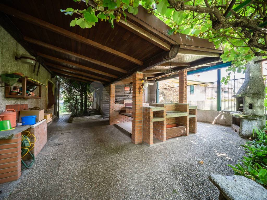 Villa a Bosisio parini in Via San Giuseppe, 1 - Foto 2