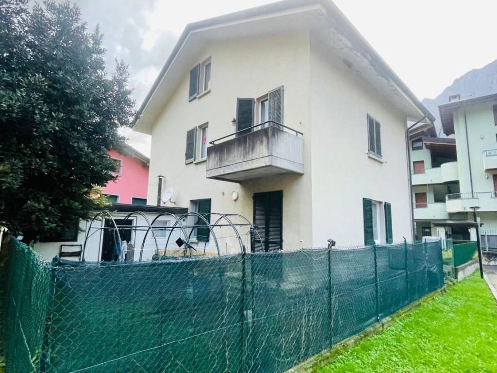 Appartamento a Darfo boario terme in Via Massimo d'Azeglio - Foto 3