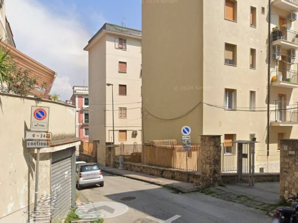 Appartamento a Salerno in Via Principessa Sichelgaita, 35 - Foto 2
