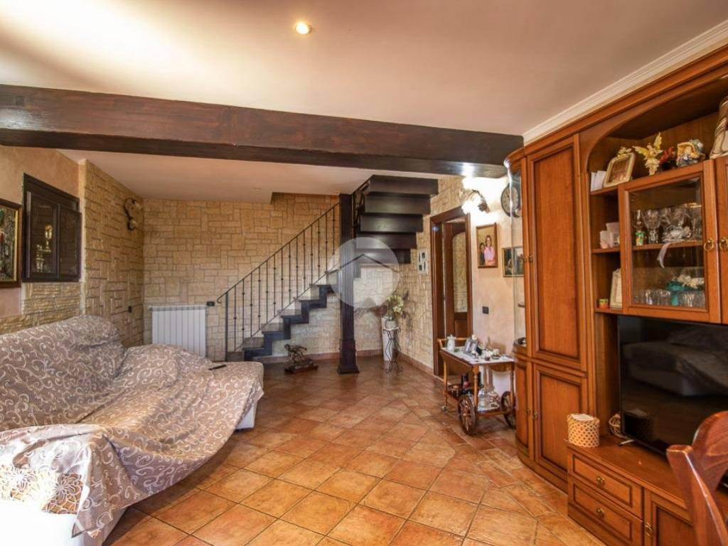 Villa a Magliano sabina in Vocabolo madonna degli angeli - Foto 4