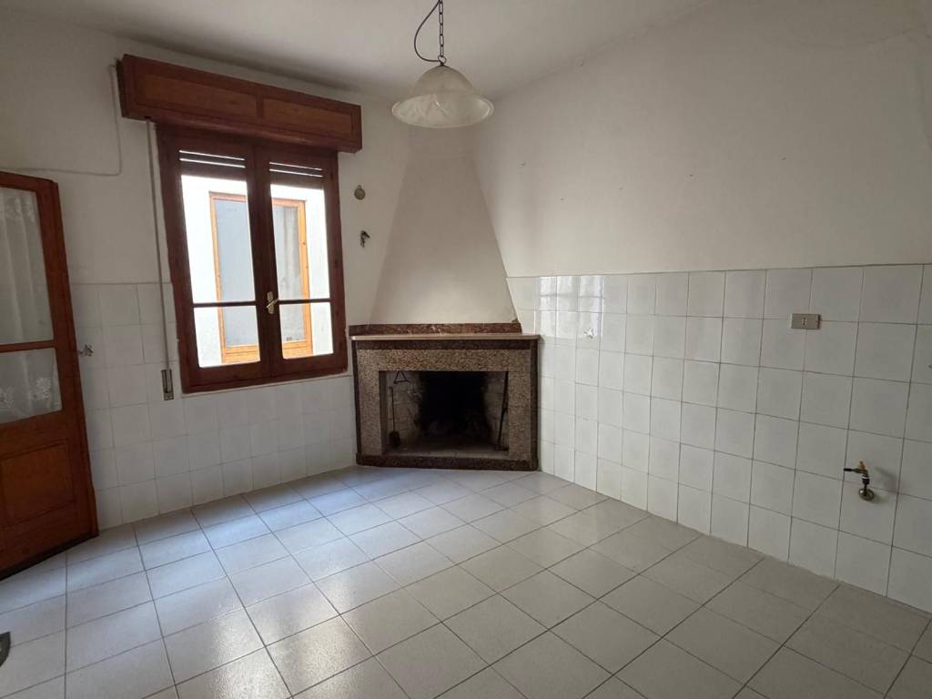 Villa a Guspini in Via Dante Alighieri - Foto 3