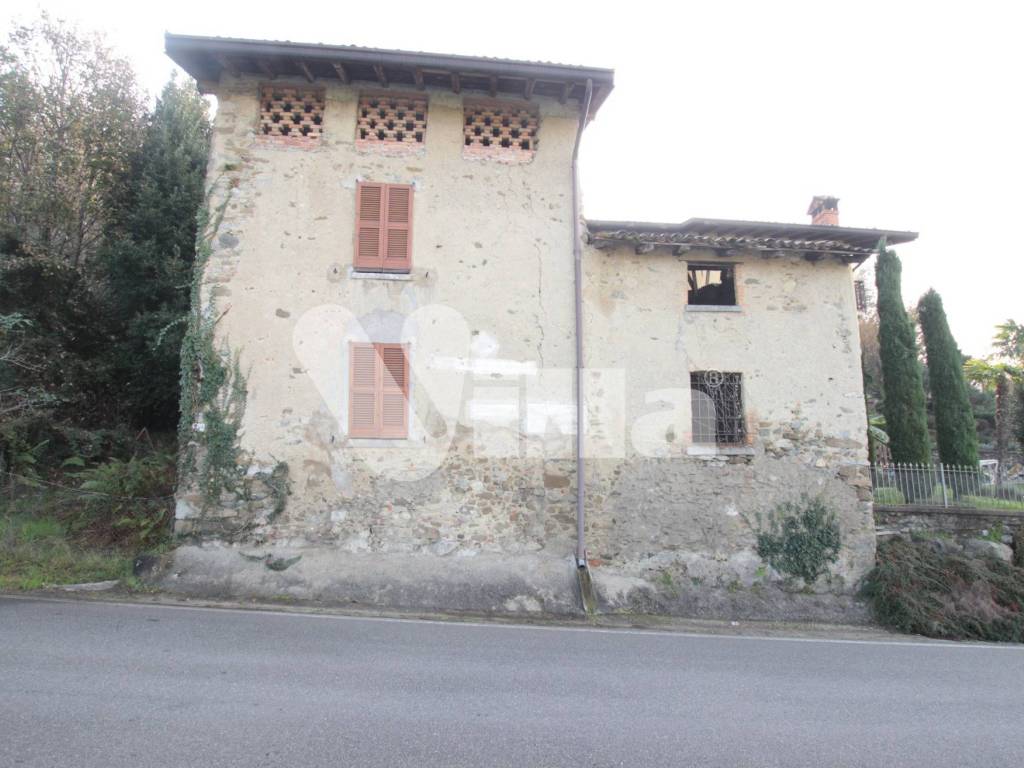Rustico / casale a Colle brianza in Via Como - Foto 2