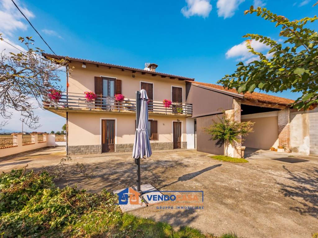 Villa a Centallo in Regione Cerrione, 8 - Foto 2