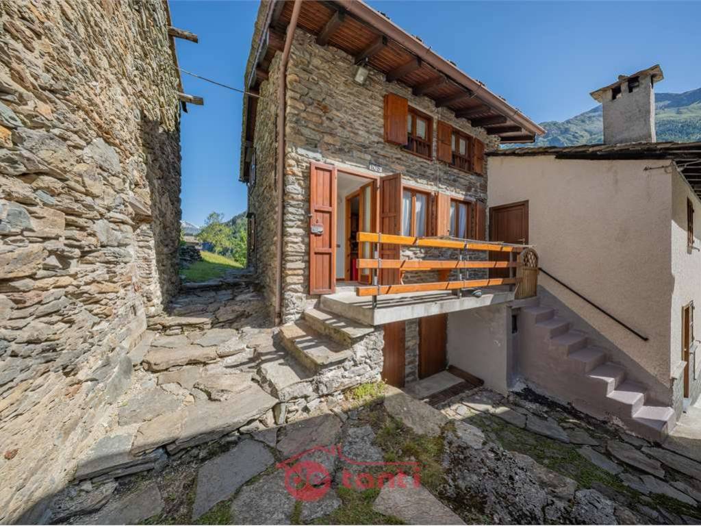 Appartamento a Campodolcino in Via Gualdera , 108 - Foto 2