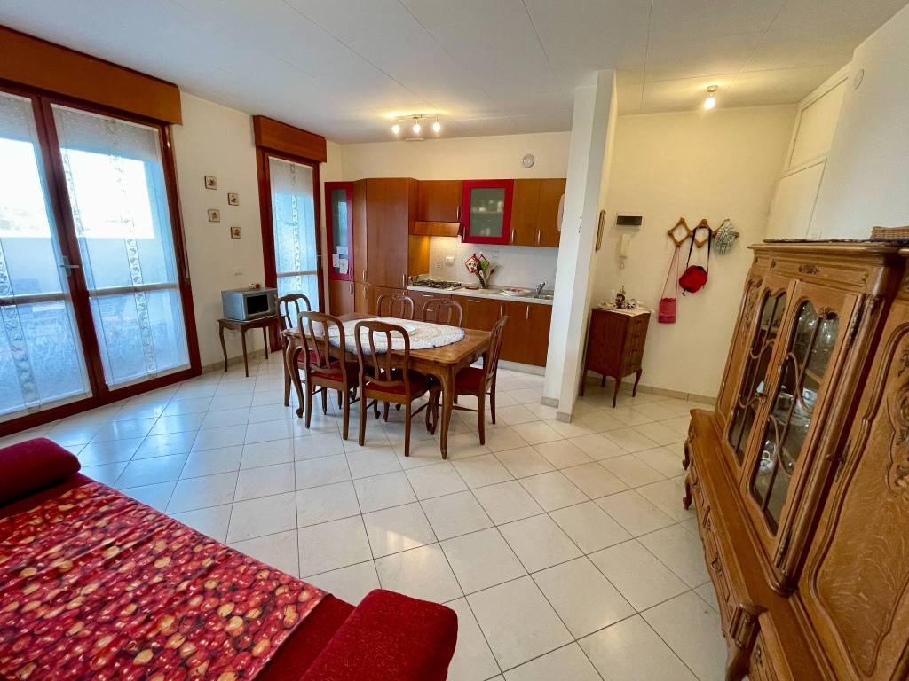 Attico / mansarda a Lignano sabbiadoro in Via Latisana, 166 - Foto 2